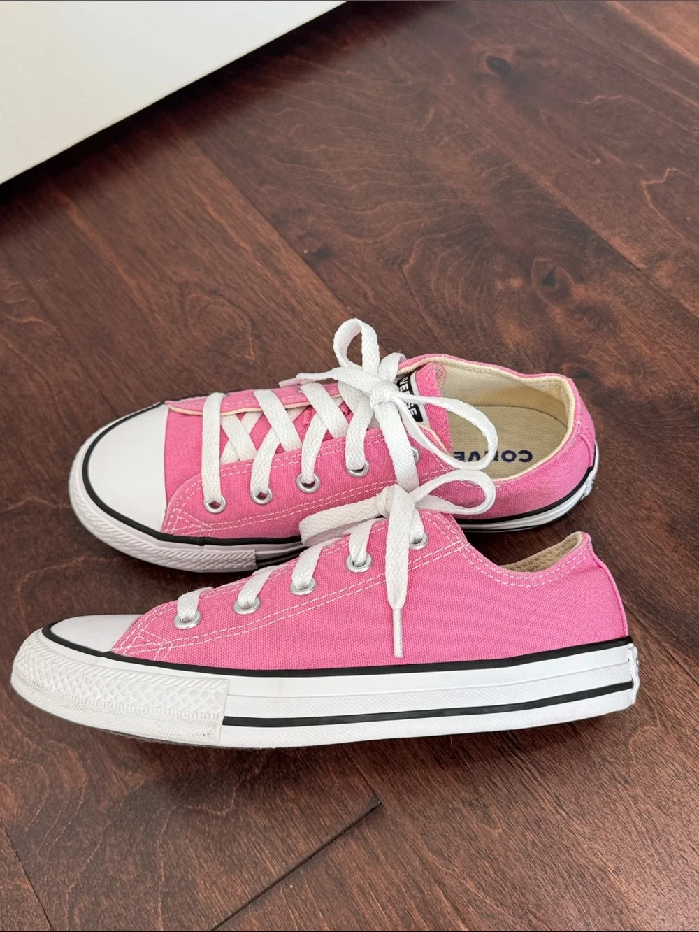 Converse girls pink